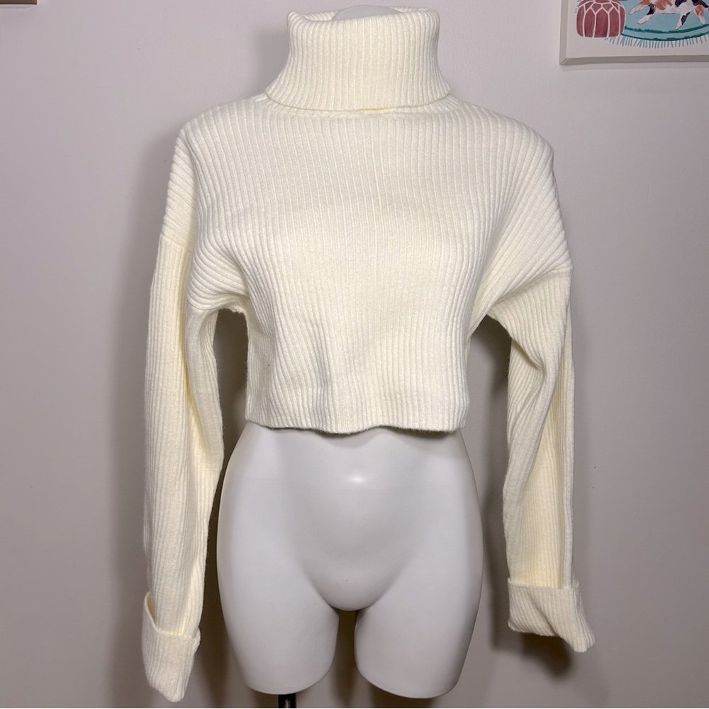 Cropped Turtleneck - Off White